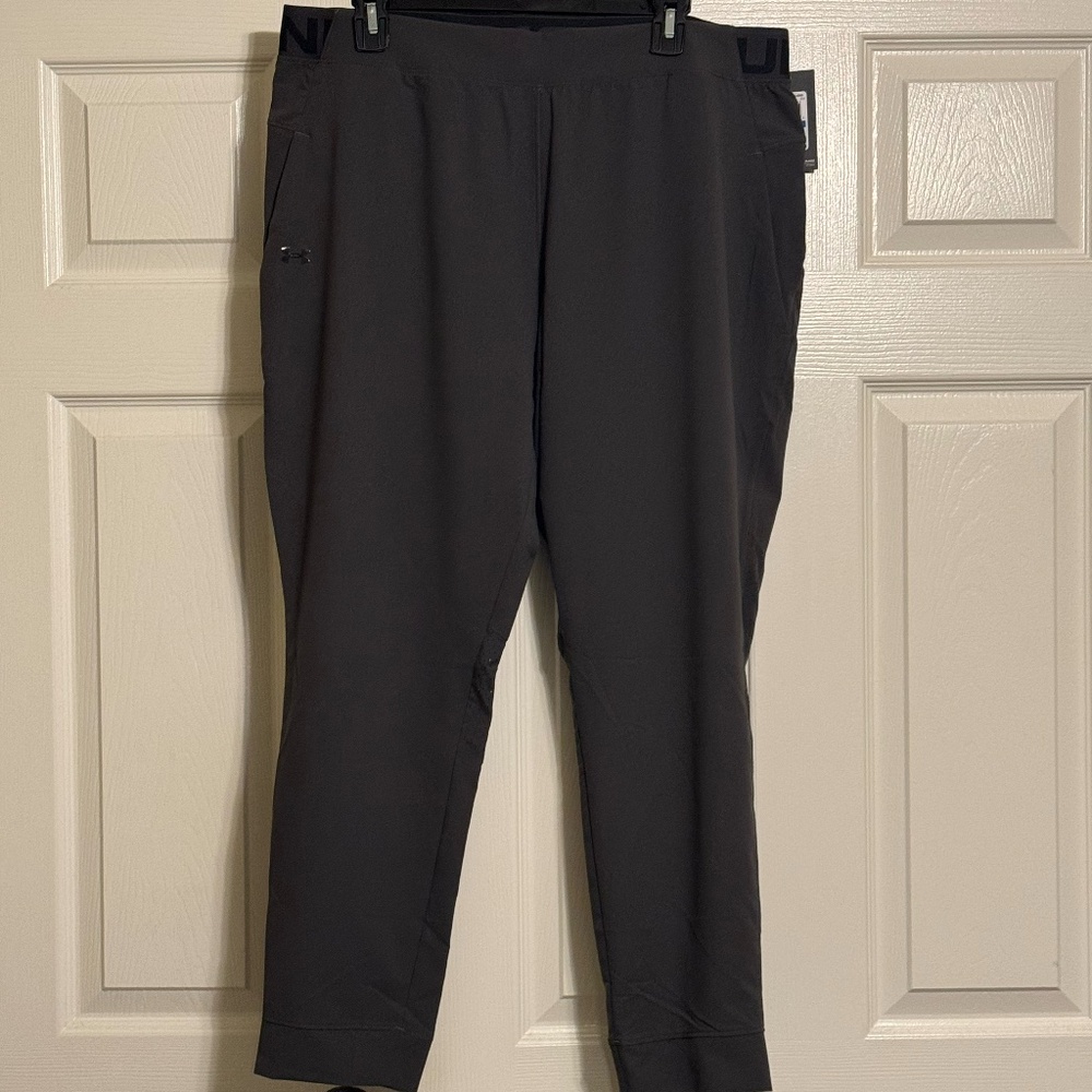 Under Armour MFO Vanish Woven Pant